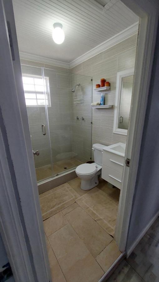 Carmen Apartment Бриджтаун Екстер'єр фото